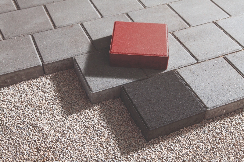 Coloured concrete pavements